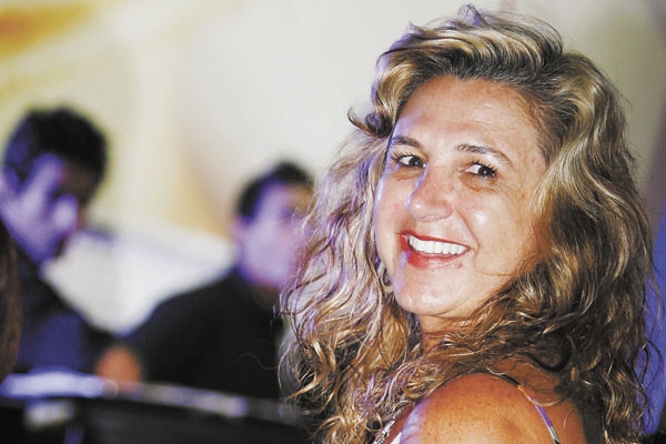 Entre os aniversariantes desta semana de folia de Carnaval, está nossa amiga Sílvia Ferrari, que muda para nova idade na quinta-feira, 23. Ela atualmente dirige a área de convênios da Santa Casa. Abraço e tudo de bom. 